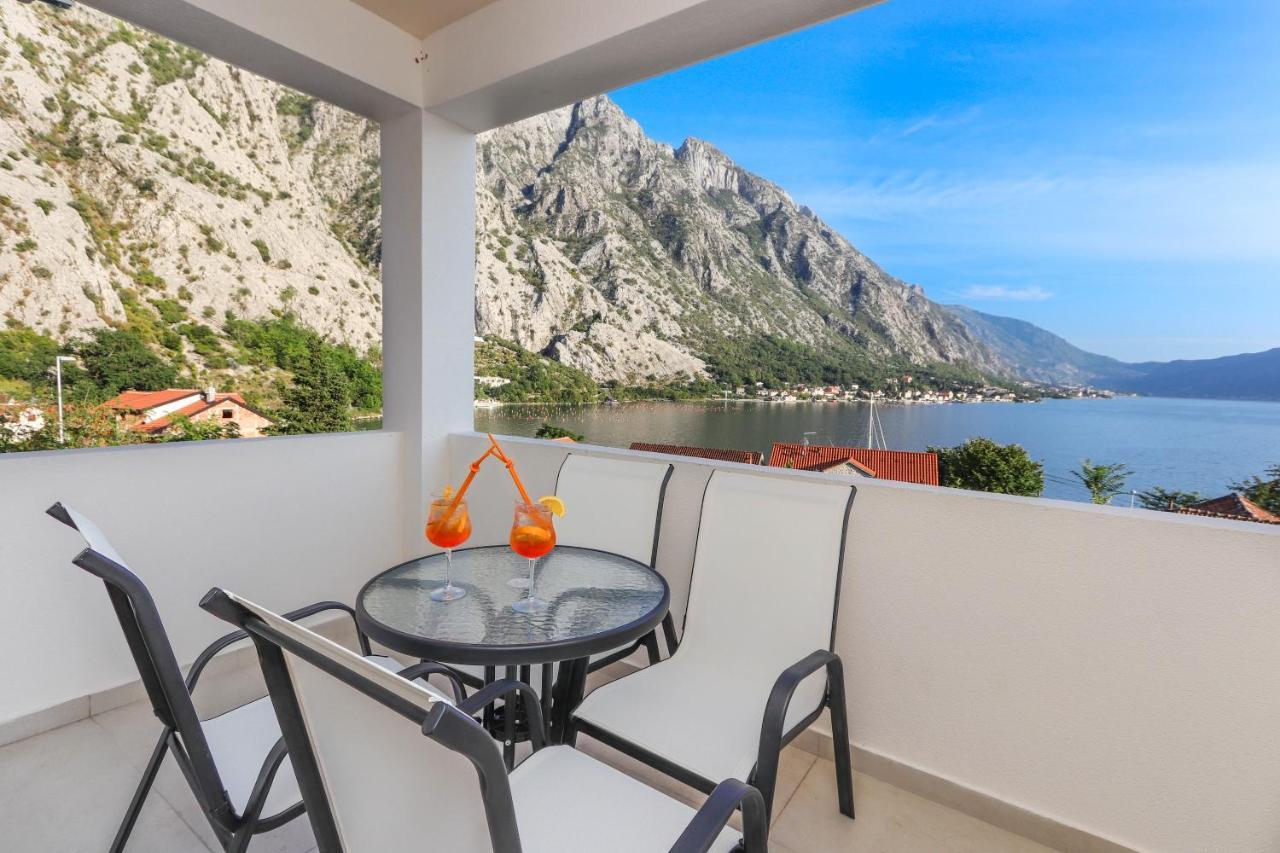 Sea Star Luxury Apartment Kotor Exterior photo