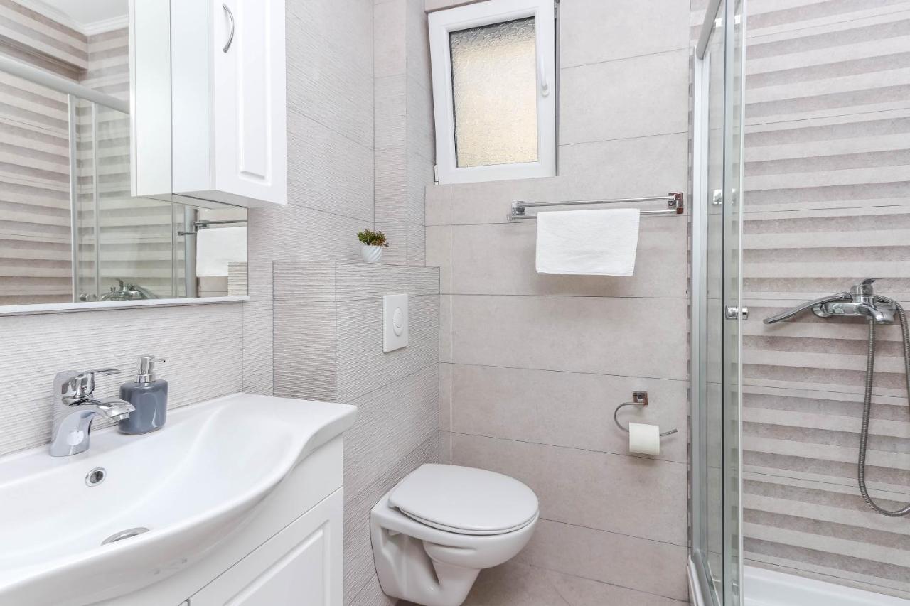 Sea Star Luxury Apartment Kotor Exterior photo